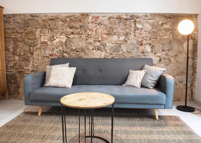Elena Apartments Girona